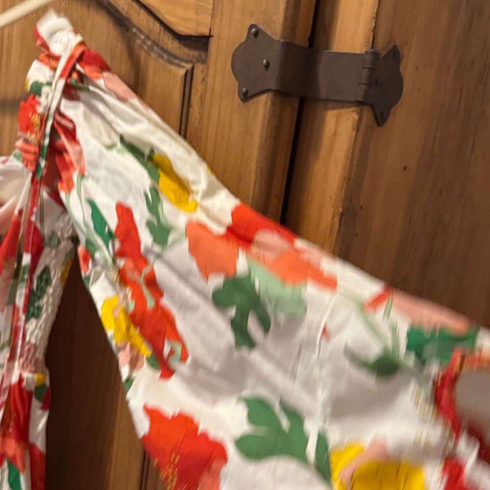 Vibrant Floral Long Sleeve Dress - Picture 4 of 5